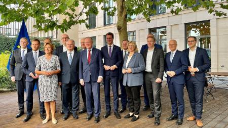 Die Länderchefinnen und -chefs bei der MPK in Brüssel.