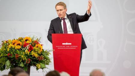 Ministerpräsident Günther hat auf der Akademischen Feier des Bucerius Law School eine Rede gehalten.